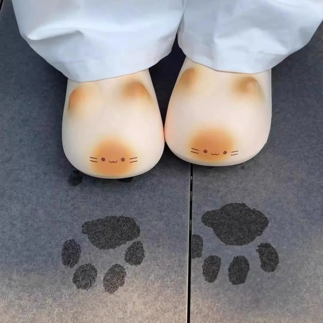 Waterpoof eva cat slippers with paw bottom outdoor garden.